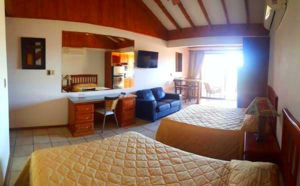 Flamingo Marina Resort Studio プラヤ・フラミンゴ エクステリア 写真